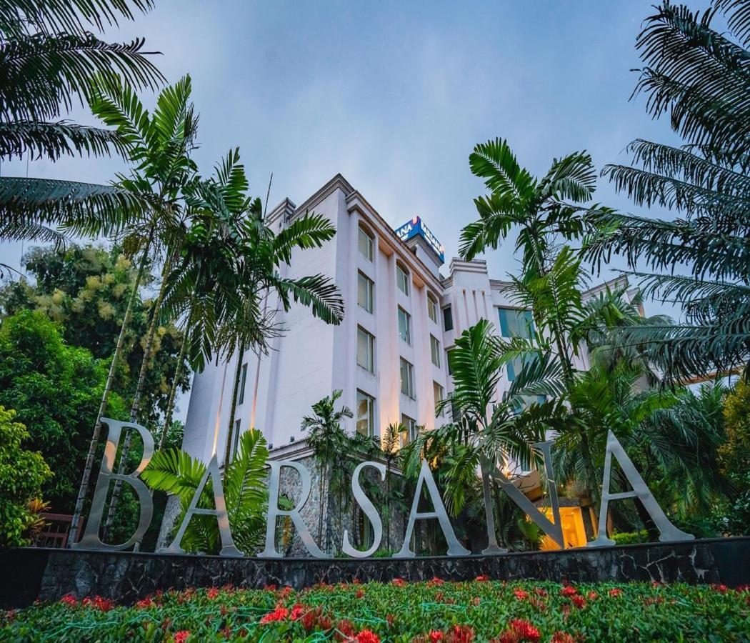 Barsana Hotel & Resort Siliguri Exterior foto