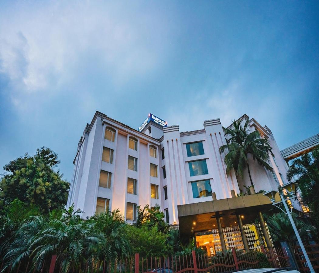 Barsana Hotel & Resort Siliguri Exterior foto