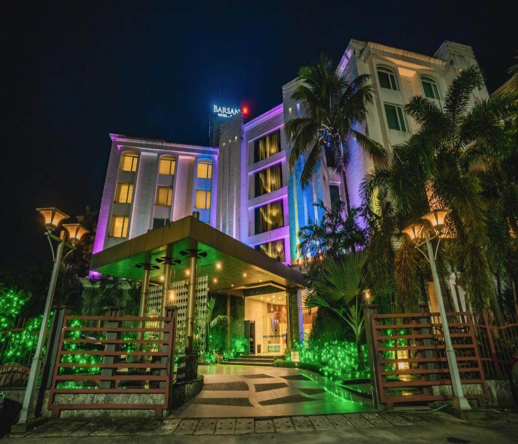 Barsana Hotel & Resort Siliguri Exterior foto