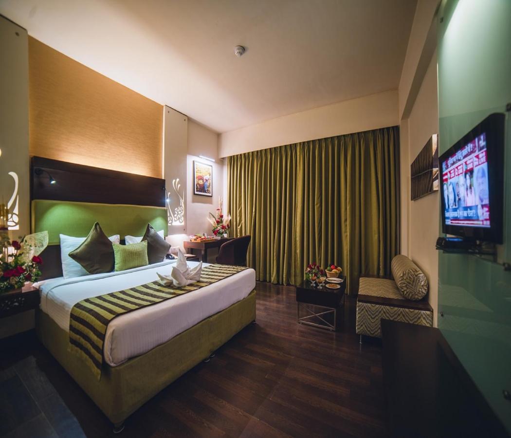Barsana Hotel & Resort Siliguri Exterior foto