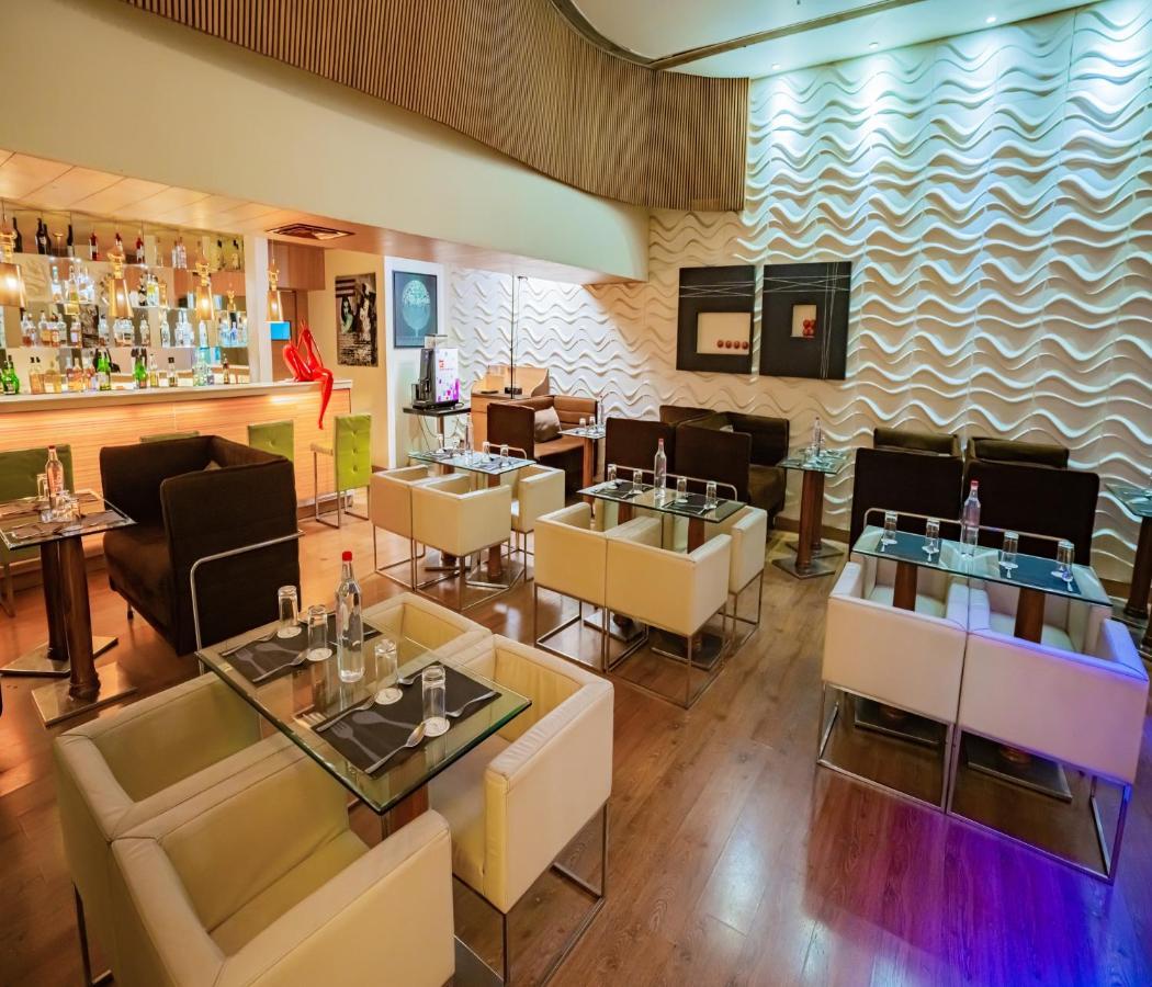 Barsana Hotel & Resort Siliguri Exterior foto